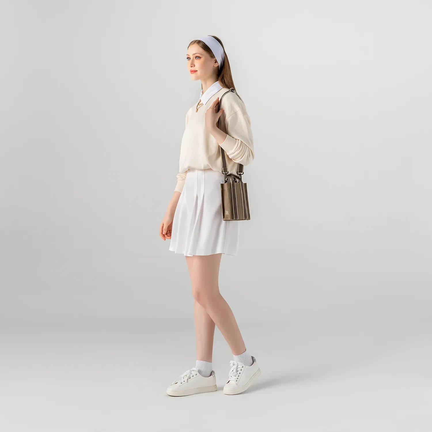 TURA PHONE BAG - MOCHA
